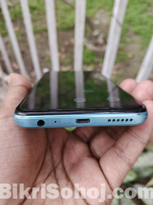 Infinix Hot 20i